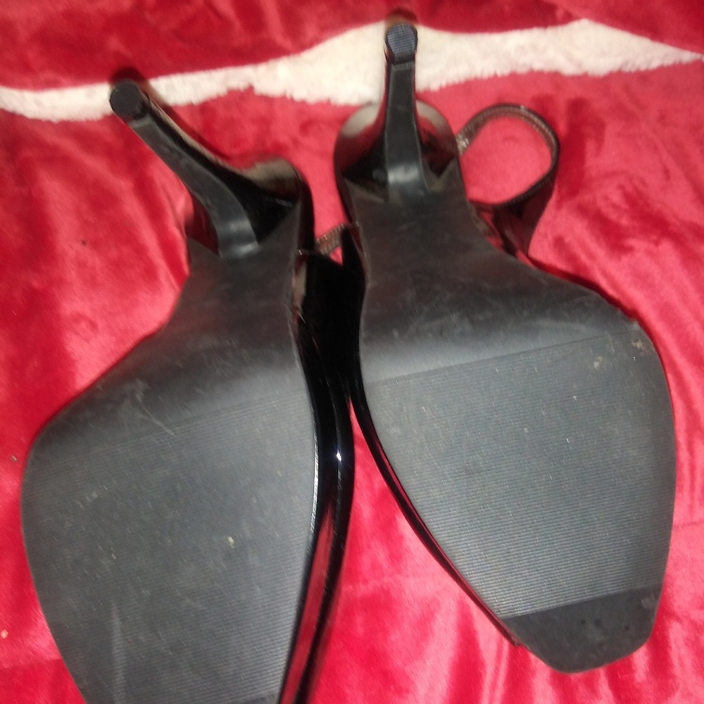 Stiletoes - Picture 4 of 4